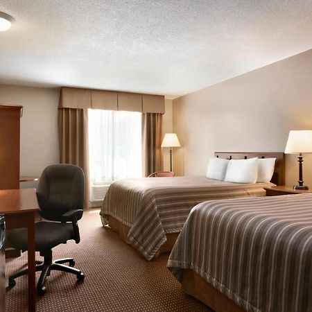 Travelodge By Wyndham Simcoe Kültér fotó
