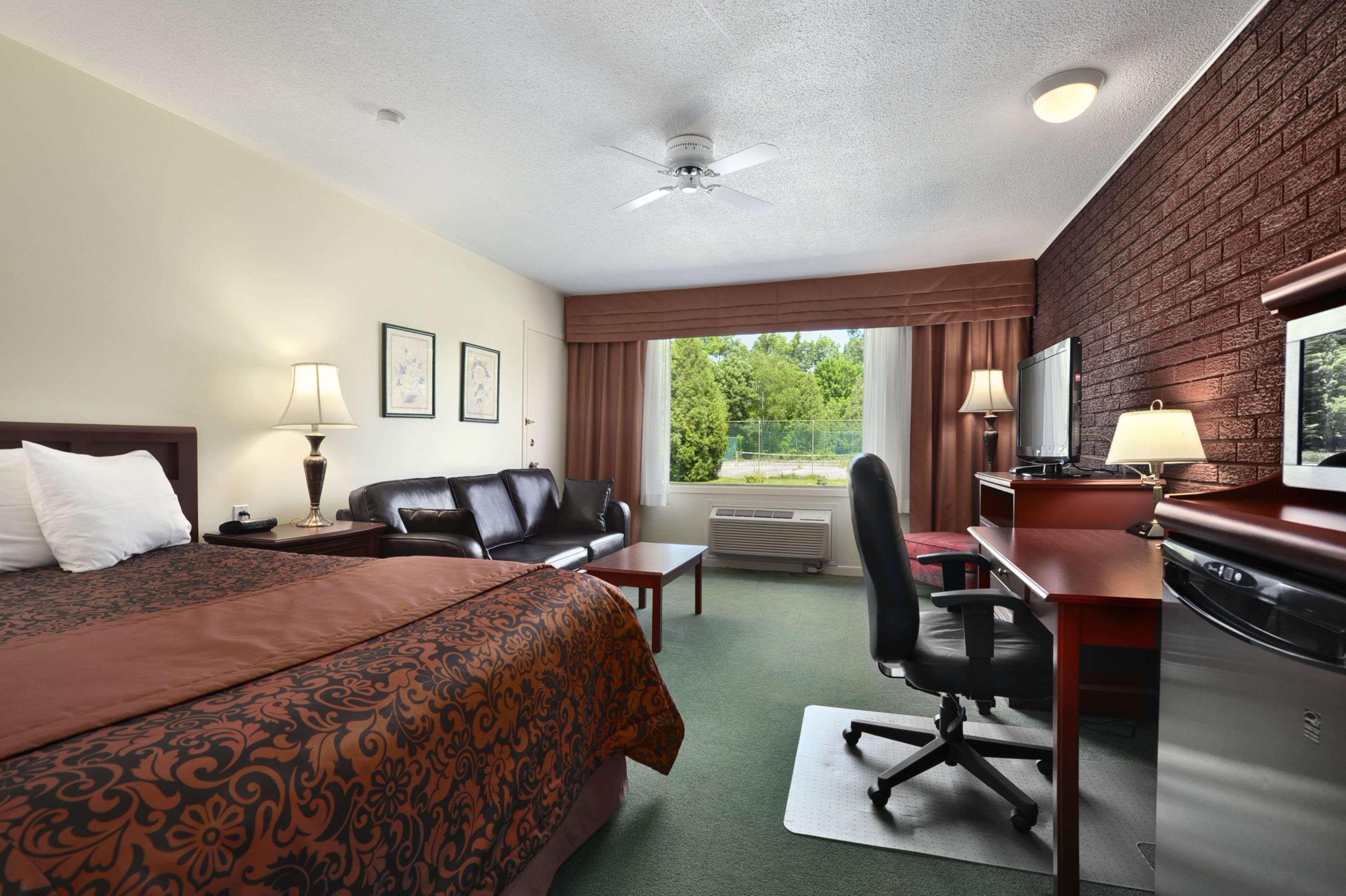 Travelodge By Wyndham Simcoe Kültér fotó